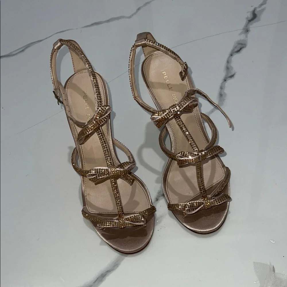 Pelle Moda Women's Gold Strappy Heels